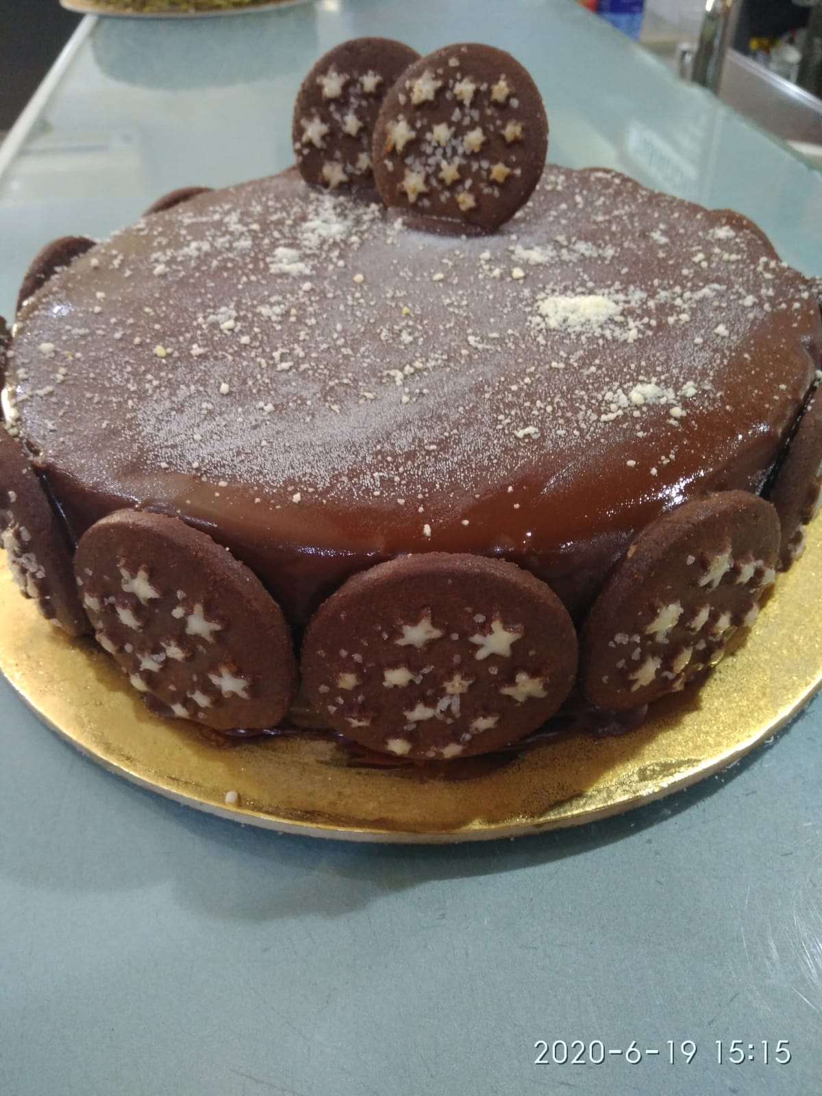 Torta Pan di stelle ( gelato bacio/cioccolato e crema pan di stelle )